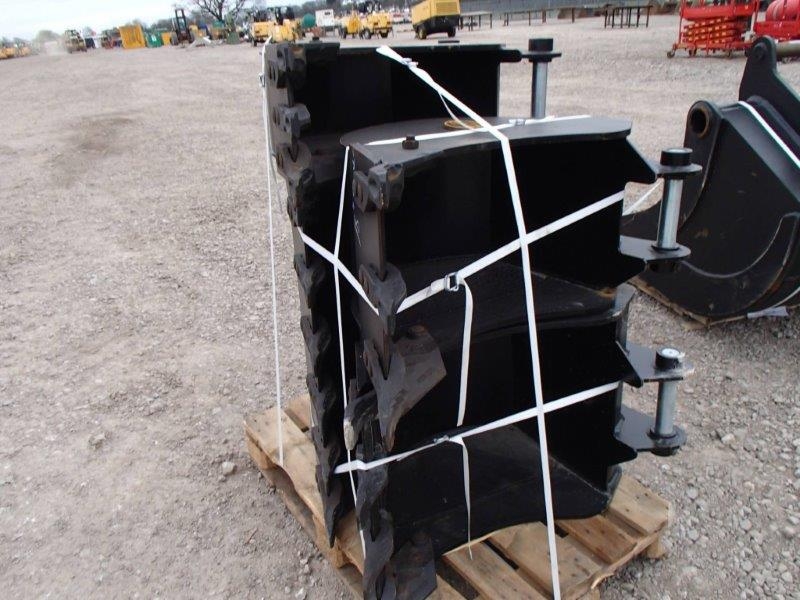 32 Excavator bucket set - Image 3