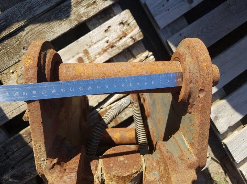 Hydraulic excavator connection - Image 4
