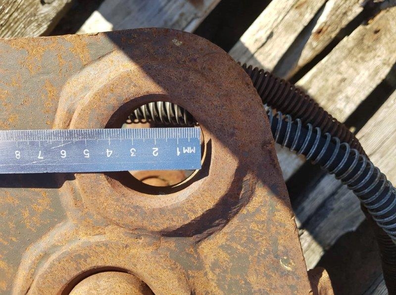 Hydraulic excavator connection - Image 5