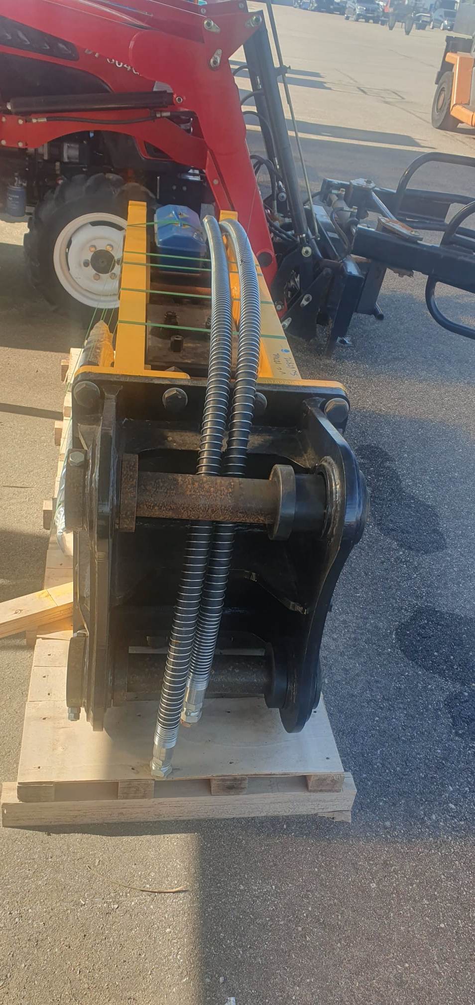 Hydraulic hammer KBKC 140 - Image 4