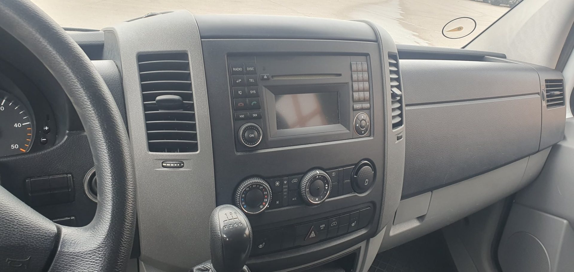 Truck MB Sprinter 213 - Image 7