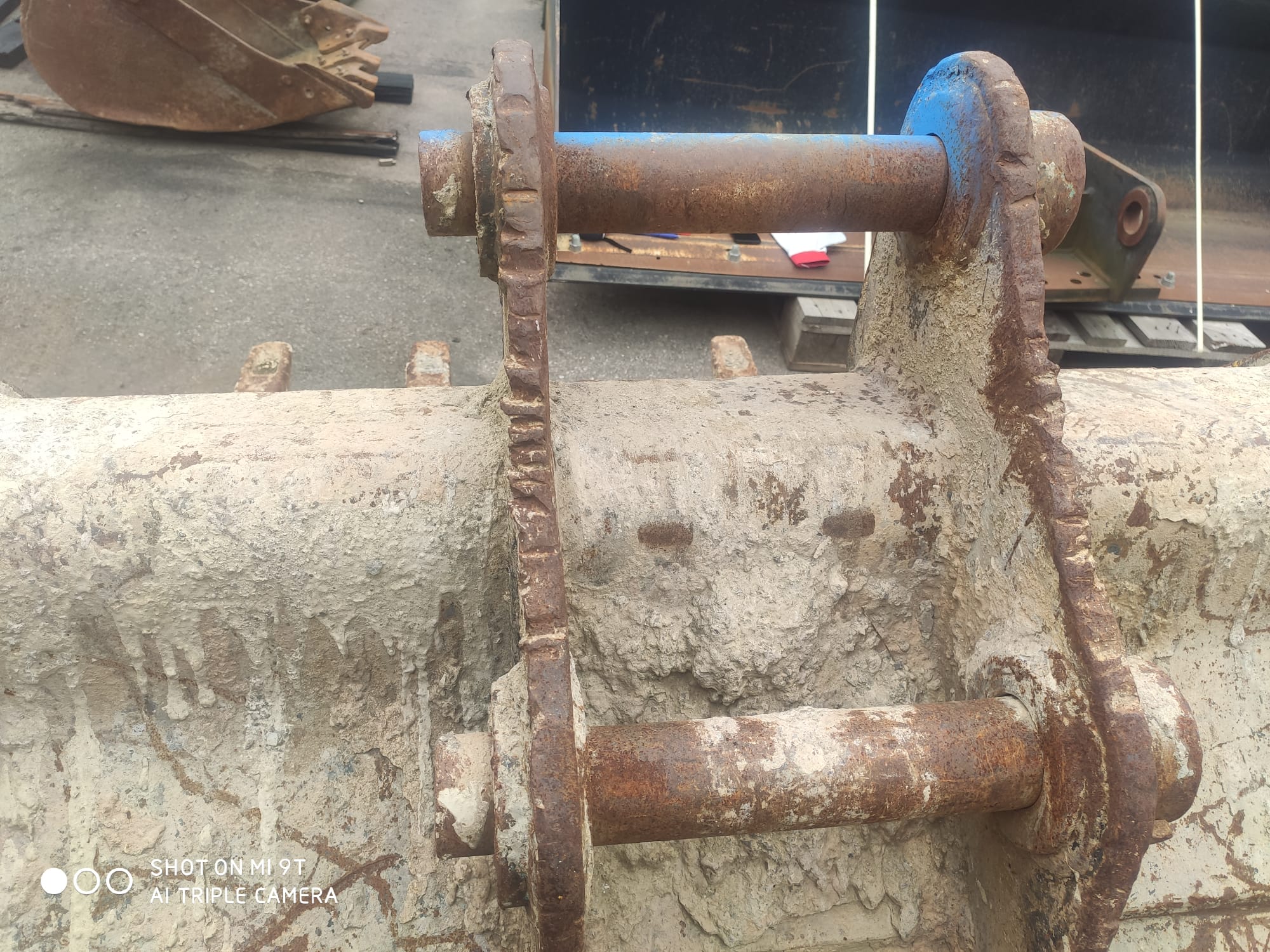 179 Excavator bucket - Image 4