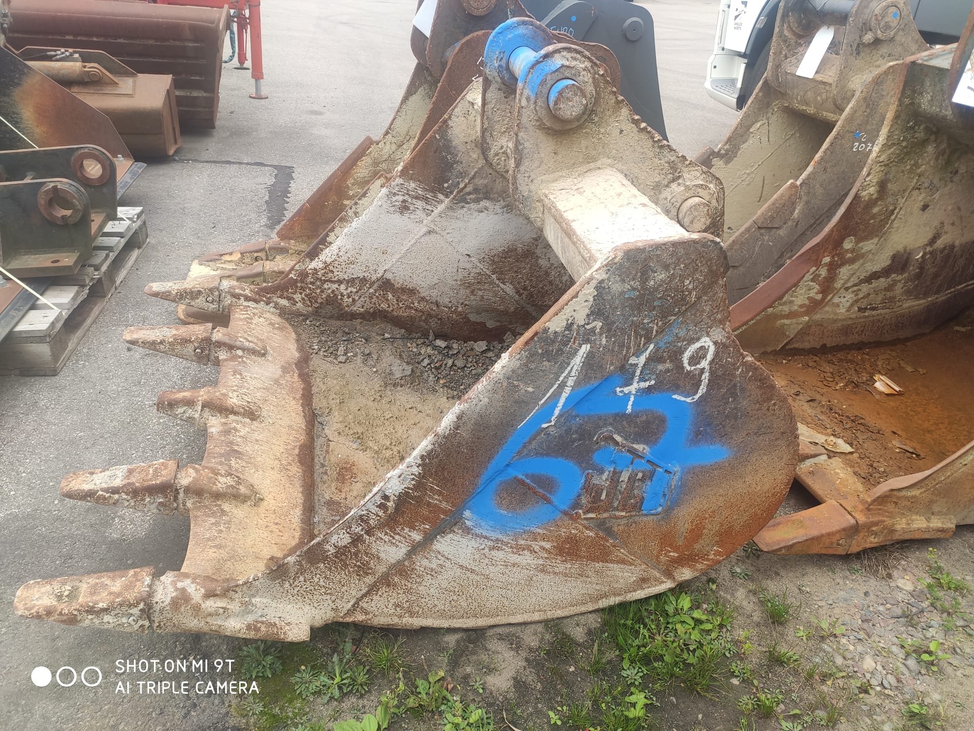 179 Excavator bucket - Image 5