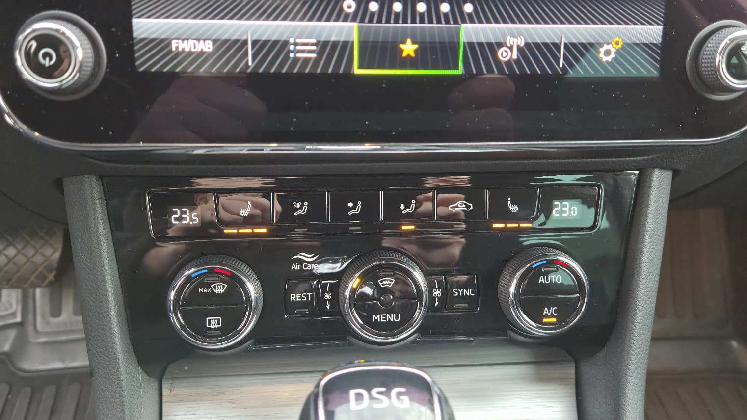 Skoda Superb, 2.0 l., universalas - Image 21