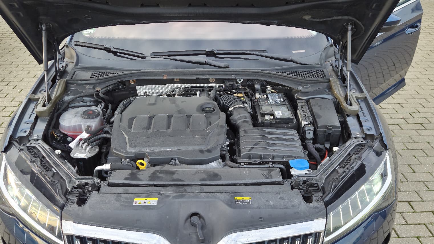Skoda Superb, 2.0 l., universalas - Image 25
