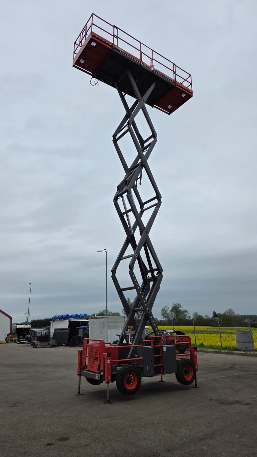 Žirklinis keltuvas Skyjack SJ 8841 - Image 6