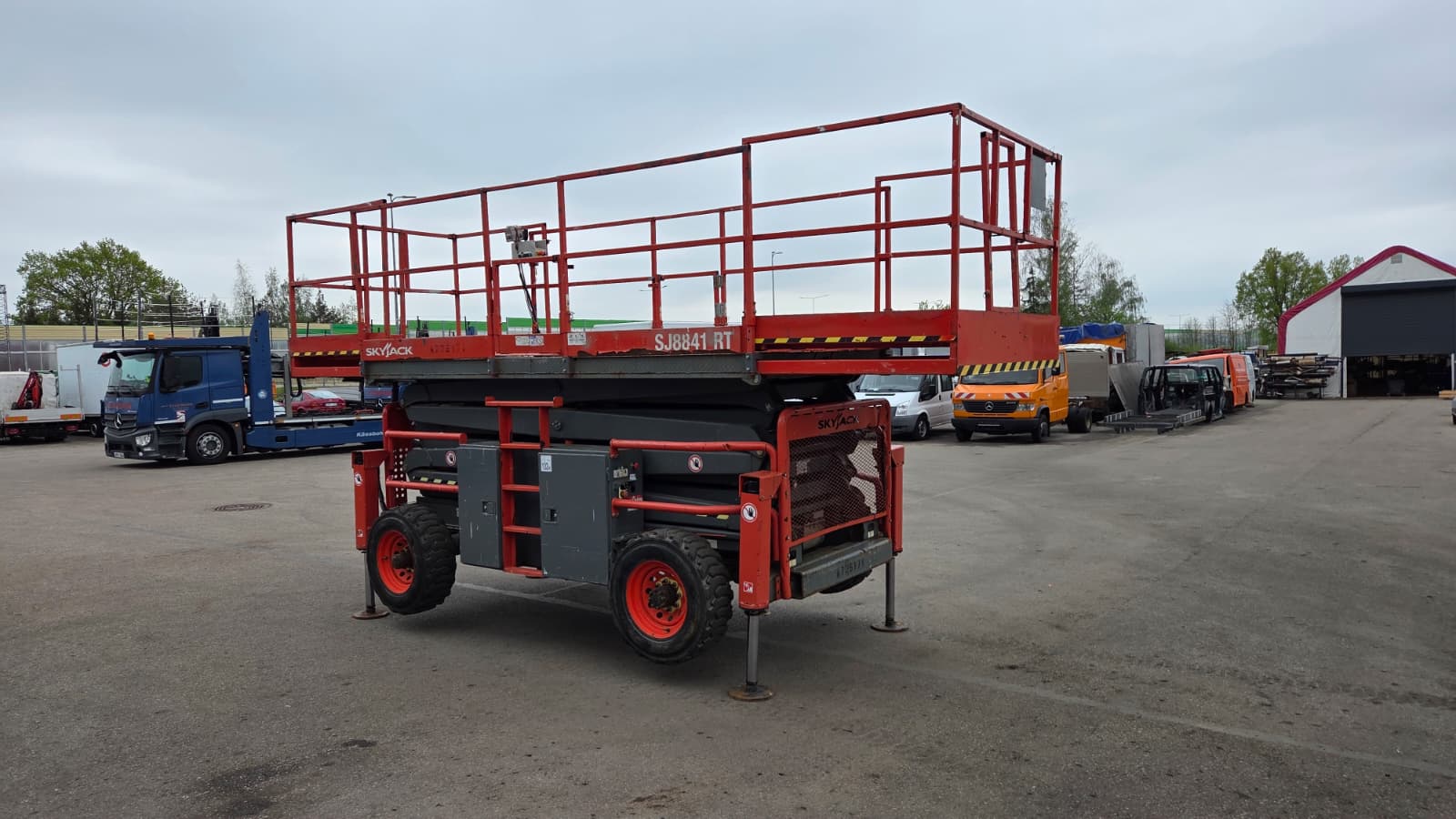 Žirklinis keltuvas Skyjack SJ 8841 - Image 3