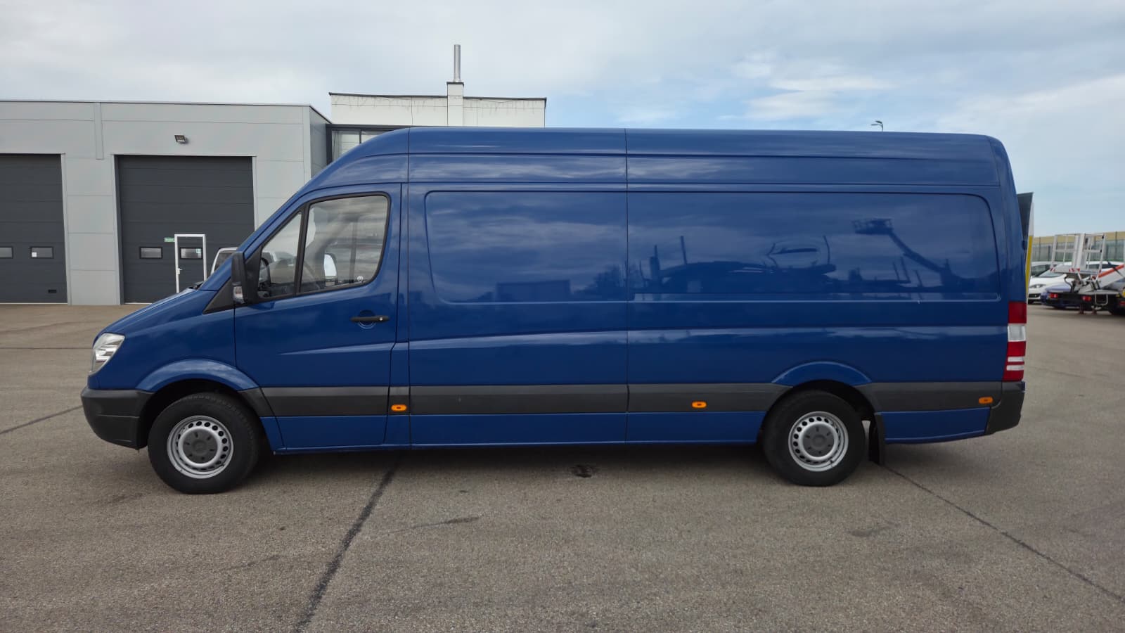 Krovininis mikroautobusas MB Sprinter 316 - Image 4