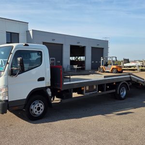 Sunkvežimis Mitsubishi Canter Fuso